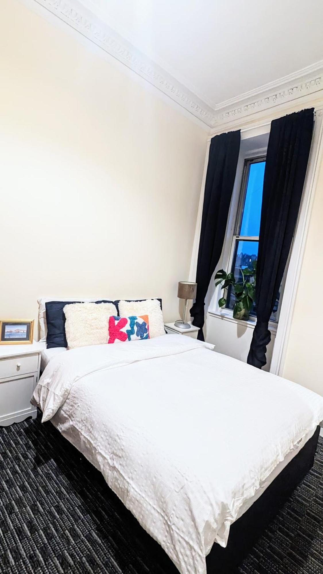 Edinburgh City Center Haymarket Double Room Eksteriør billede